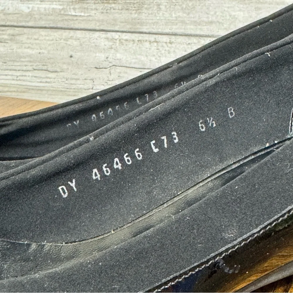 Salvatore Ferragamo Black Wedge Flats Shoes Women’s Size 6.5 B Patent Leather